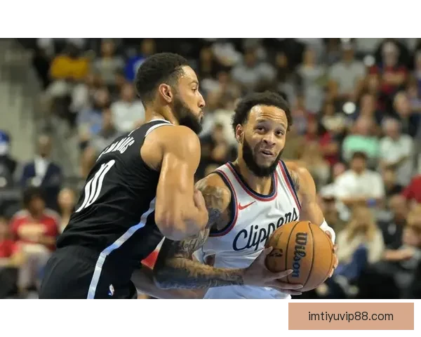 本西蒙斯转战钓鱼领域挑战极限成功晒出金枪鱼钓获喜悦